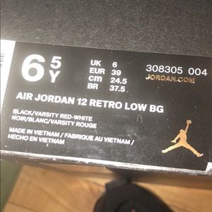 Jorden low top kid size 6 1/2